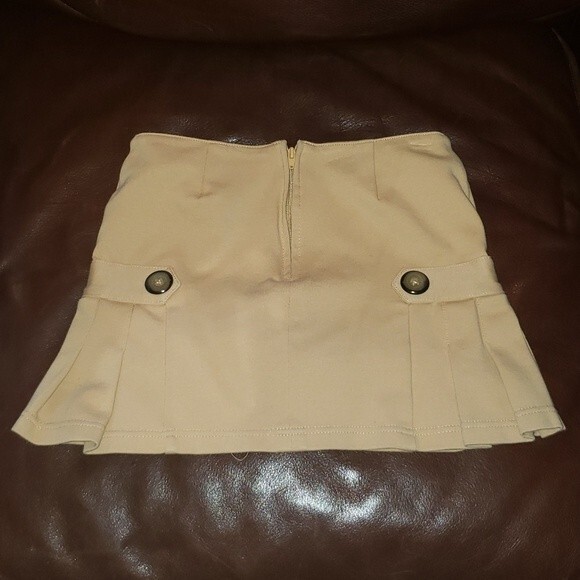NWT KC Parker Girls Tan Knit Pleated Preppy Skort sz 7 - Picture 1 of 4